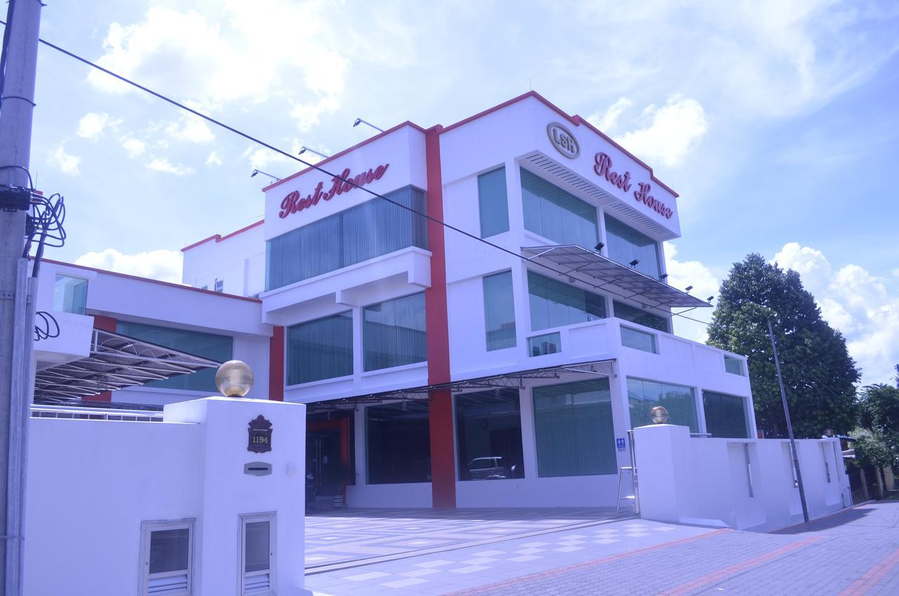 Lsh Rest House Jitra Exterior photo