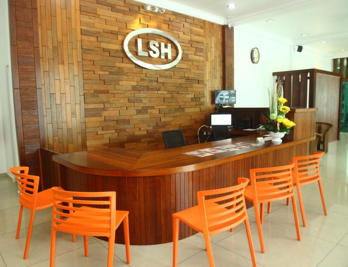 Lsh Rest House Jitra Exterior photo